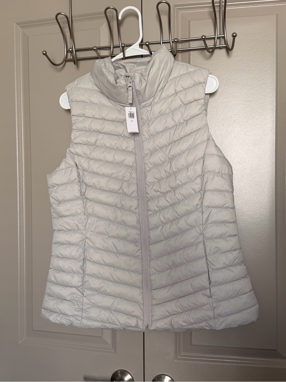 Old Navy Light Gray Quilted Puffer Vest with Zipper